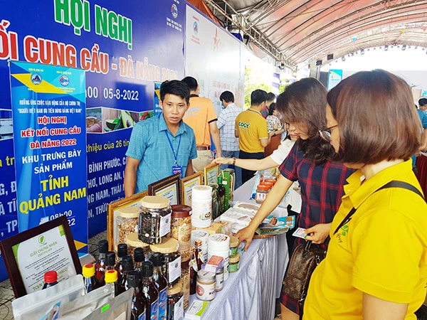 Chương trình kết nối cung cầu tại Hội chợ EWEC Đà Nẵng 2022 thu hút nhiều sự quan tâm.