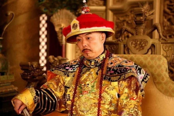 Giải mã những bí ẩn đằng sau chiếc long bào của các vị hoàng đế Trung Hoa