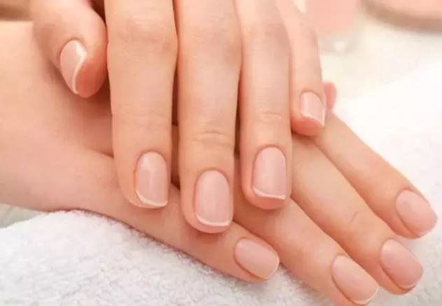 Bỏ 2 giây nhìn xuống đầu ngón tay, biết ai an nhàn, ai thiếu thốn