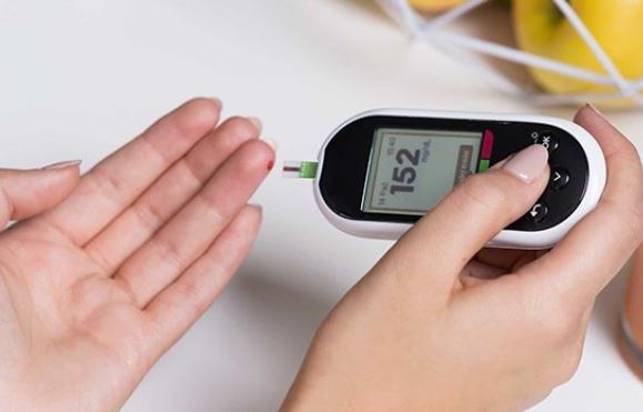 3 dấu hiệu sau bữa ăn chứng tỏ lượng đường trong máu cao