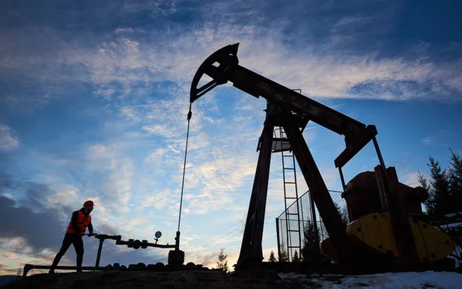 Giá dầu có thể đạt 90 USD/thùng trong tương lai gần
