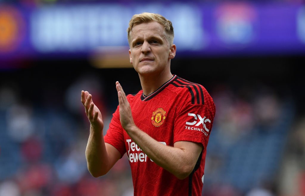 Sociedad muốn ‘giải cứu’ Van de Beek khỏi Man Utd