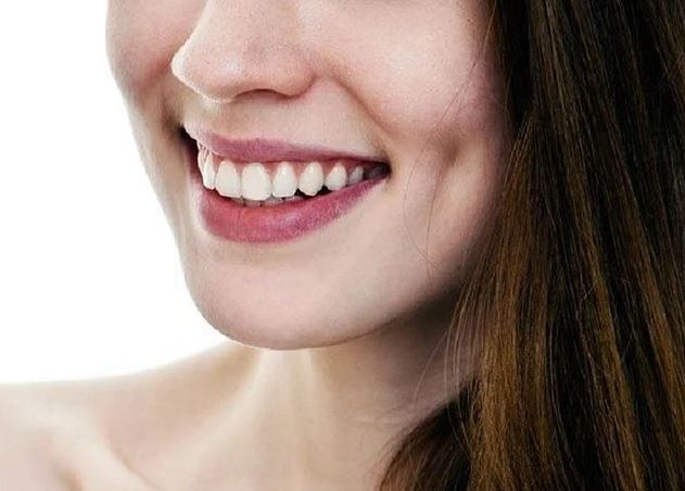 Nhìn má lúm đồng tiền biết cuộc đời vượng phát hay lận đận