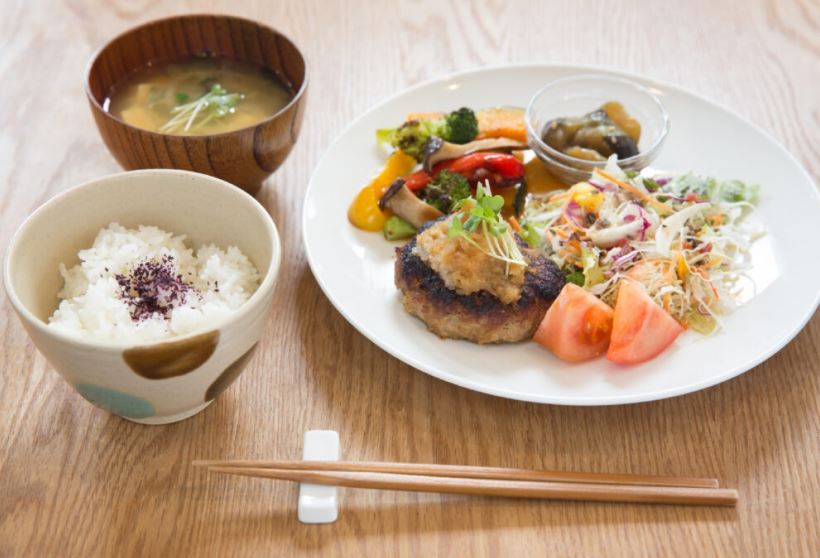 Nguyên tắc ăn uống lành mạnh của người Nhật