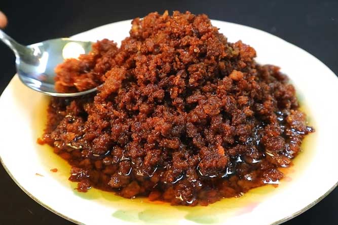 Cách làm thịt chưng mắm tép đưa cơm ngày mưa