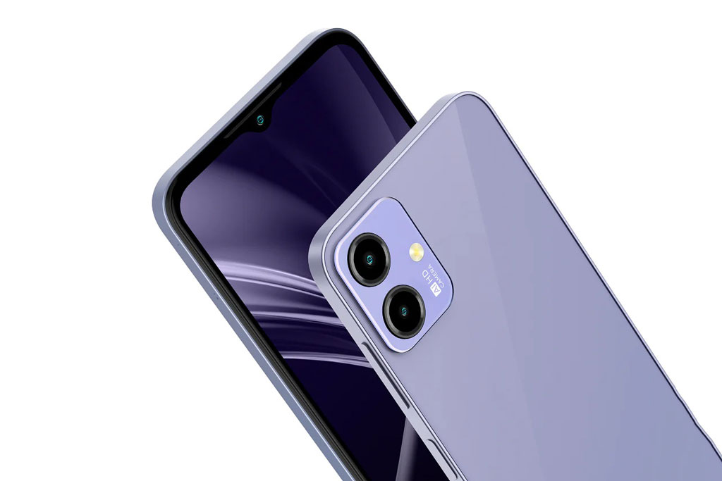 Smartphone lưng kính, RAM 3 GB, pin 5.000 mAh, giá gần 2 triệu đồng