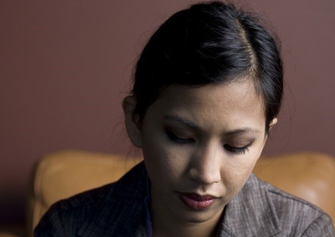 Đúng là có sinh con thứ 2 rồi mới thấm thía cảnh tội nghiệp của con đầu