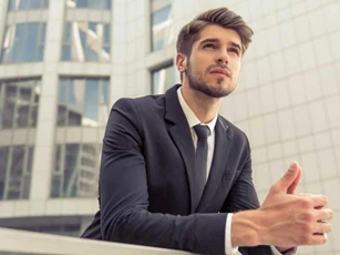 Dấu hiệu của người đàn ông đáng tin cậy, phụ nữ thông minh hãy giữ chặt lấy