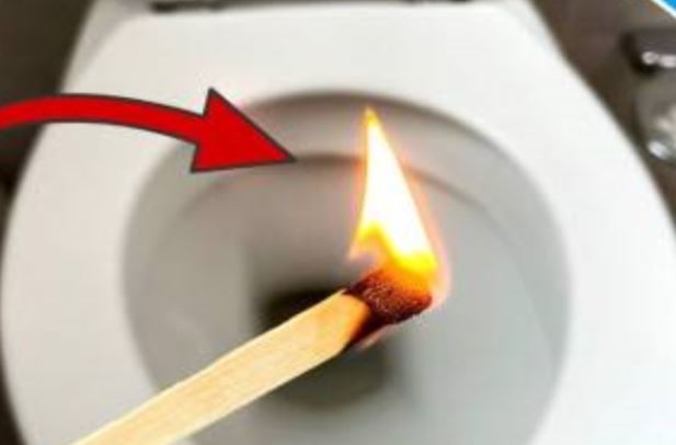 Thả que diêm xuống bồn cầu có tác dụng gì?