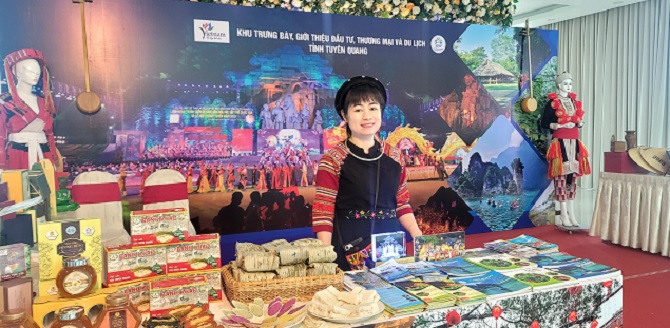 Thành Tuyên “trẩy hội”