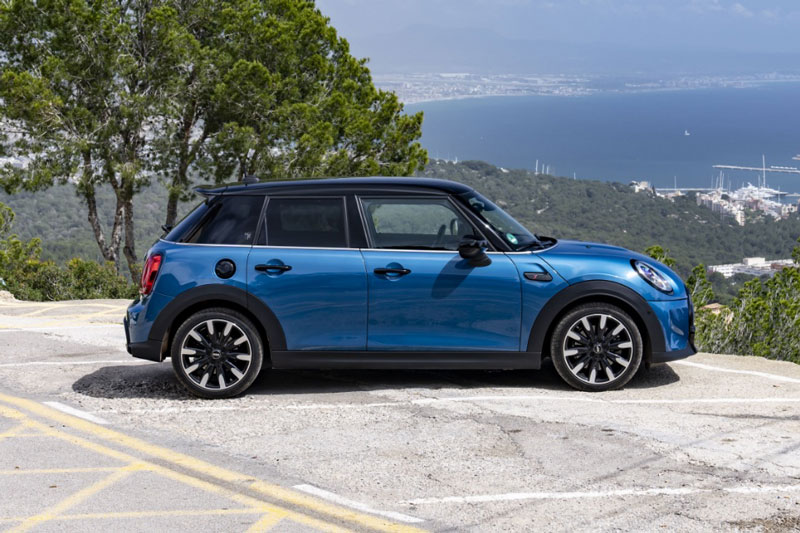 Bảng giá xe MINI tháng 8/2023: Ưu đãi lớn cho 3 mẫu xe