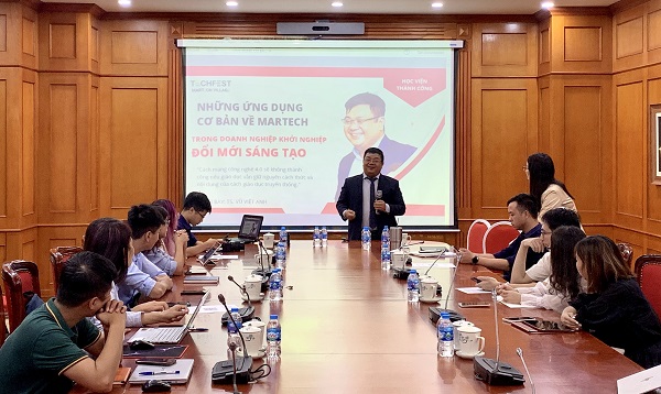 Nâng cao năng lực nghiên cứu, ứng dụng MarTech cho doanh nghiệp khởi nghiệp