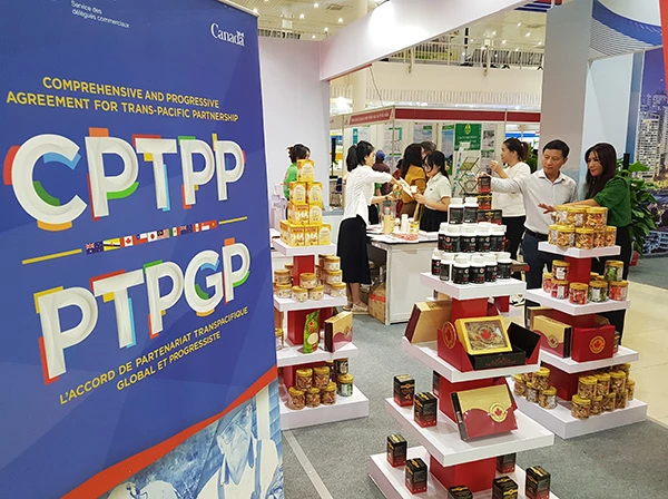 Gian hàng của Đại sứ quán Cadana tại Việt Nam tham gia hội chợ quốc tế EWEC - Đà Nẵng 2023.