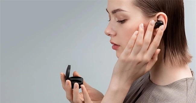 Hơn 1 tỷ thanh thiếu niên có nguy cơ bị điếc vì thói quen đeo tai nghe