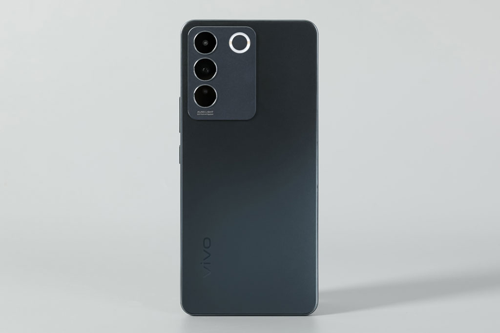 Bảng giá điện thoại Vivo tháng 8/2023: Giảm giá mạnh