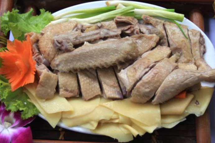 Luộc vịt theo cách này, thịt sạch mùi hôi lại ngon khó cưỡng