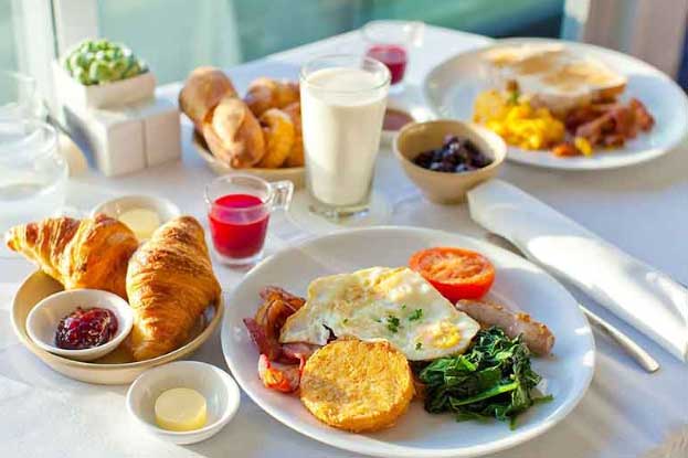 3 thời điểm dễ tăng cân nhất trong ngày