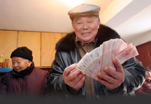 Sống trên đời nhớ nắm chắc trong tay 4 “quân bài” này mới mong an nhàn hạnh phúc, càng già càng viên mãn