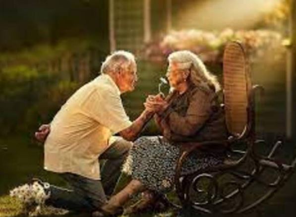 Không phải giàu sang, đây mới là 3 điều quan trọng nhất sau tuổi 50: Sở hữu đủ là người may mắn