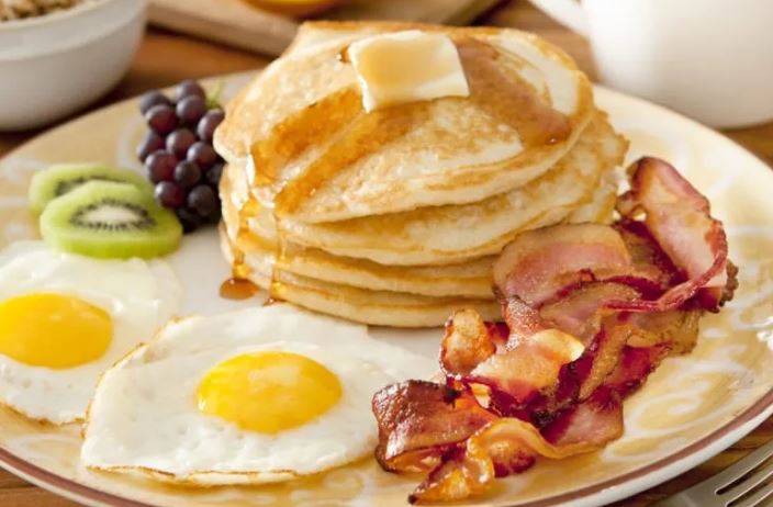 4 kiểu ăn sáng sai lầm làm ‘bào mòn’ lá gan từng ngày, nhiều người mắc phải mà không biết