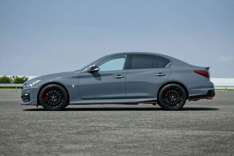 Xe sedan Nissan mạnh 414 mã lực, giới hạn 1.100 chiếc, giá gần 1,3 tỷ đồng