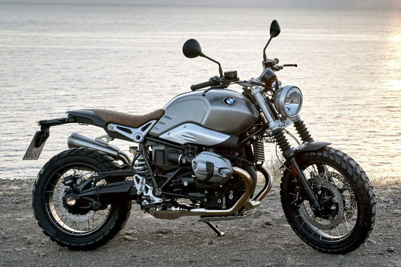 Bảng giá xe máy BMW tháng 8/2023