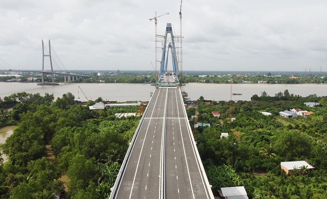 Sắp hợp long cầu Mỹ Thuận 2 nối đôi bờ sông Tiền