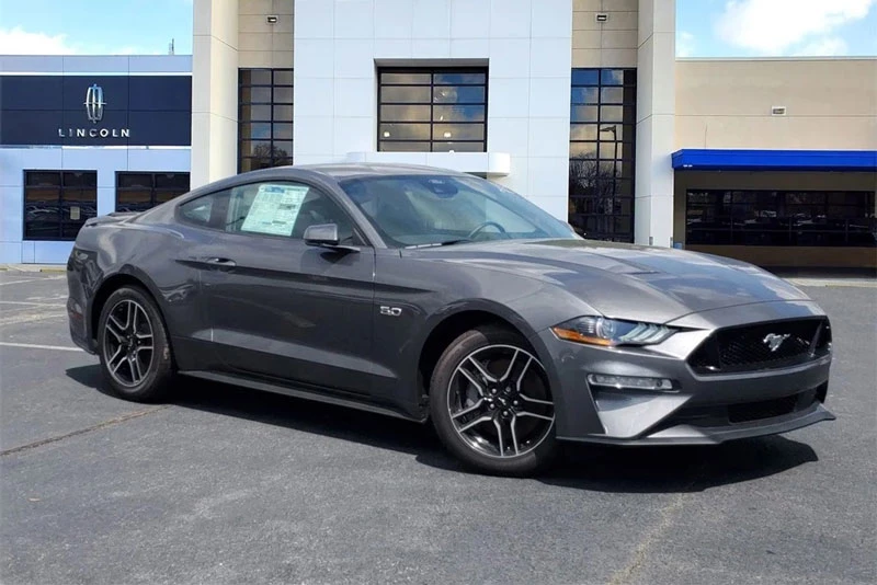 Ford Mustang GT.