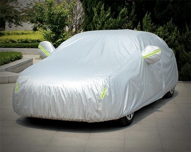 Mẹo giảm nhiệt ngày nắng nóng cho ô tô có cửa sổ trời ảnh 1