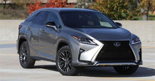 Top 10 xe gầm cao giữ giá nhất năm 2023 ảnh 5