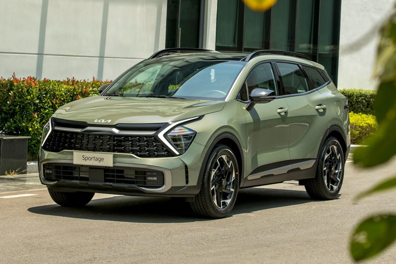 Bảng giá xe Kia tháng 8/2023: 10 mẫu xe được giảm phí trước bạ