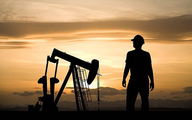 Vì sao giá dầu tăng vọt lên mức cao nhất trong nhiều tháng qua?