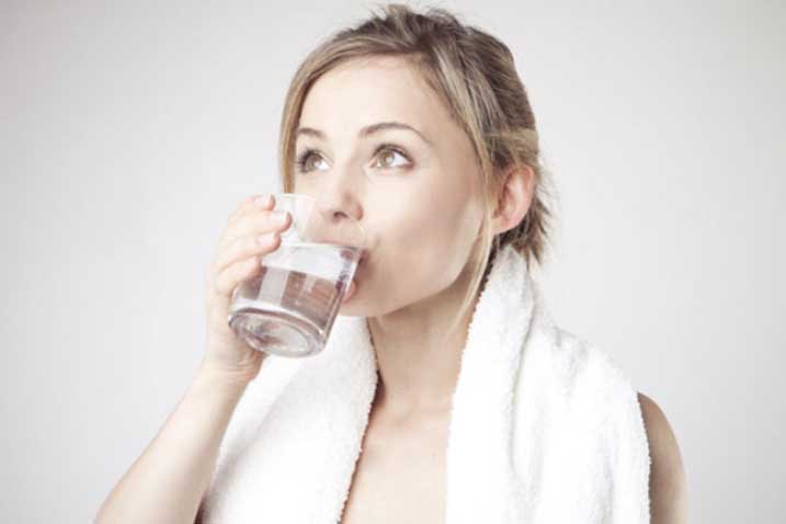 4 thời điểm 'vàng' uống nước giúp gia tăng sức khỏe, kéo dài tuổi thọ