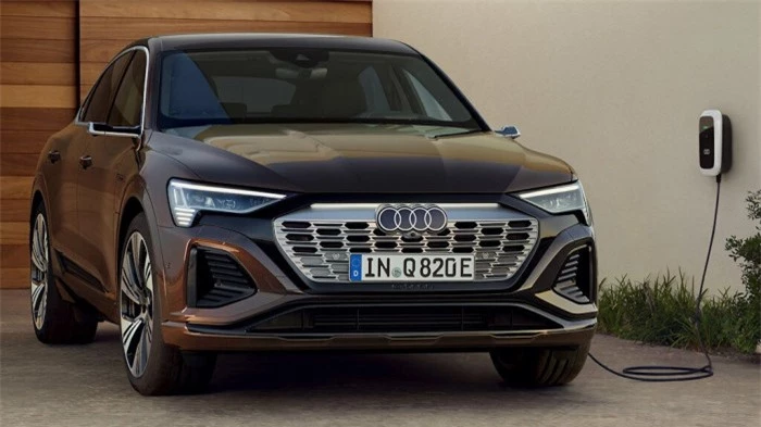 xe điện audi q8 e-tron 2024 lần đầu ra mắt thị trường Đông nam Á