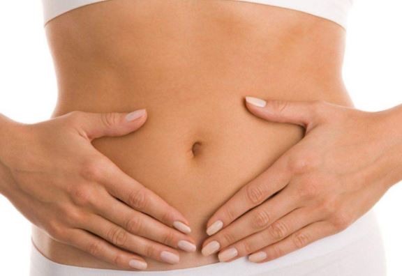 Tại sao không nên thường xuyên ngoáy rốn?