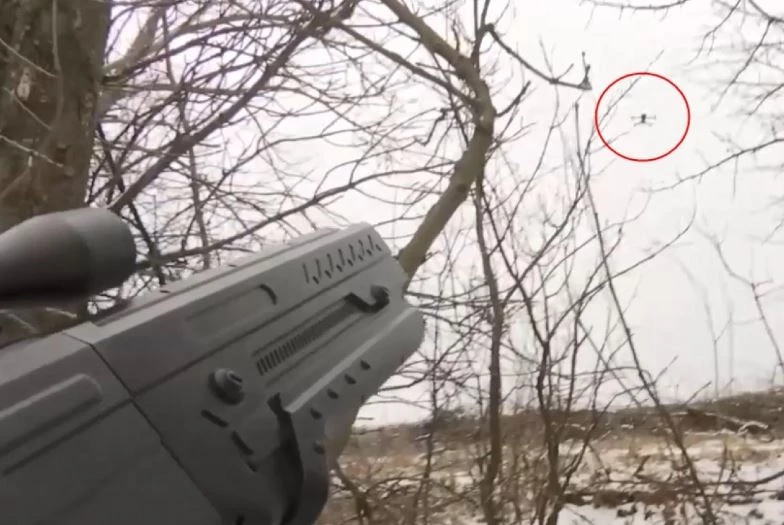 Nga vô hiệu hóa UAV Ukraine bằng súng điện từ. Ảnh: Bộ Quốc phòng Nga.