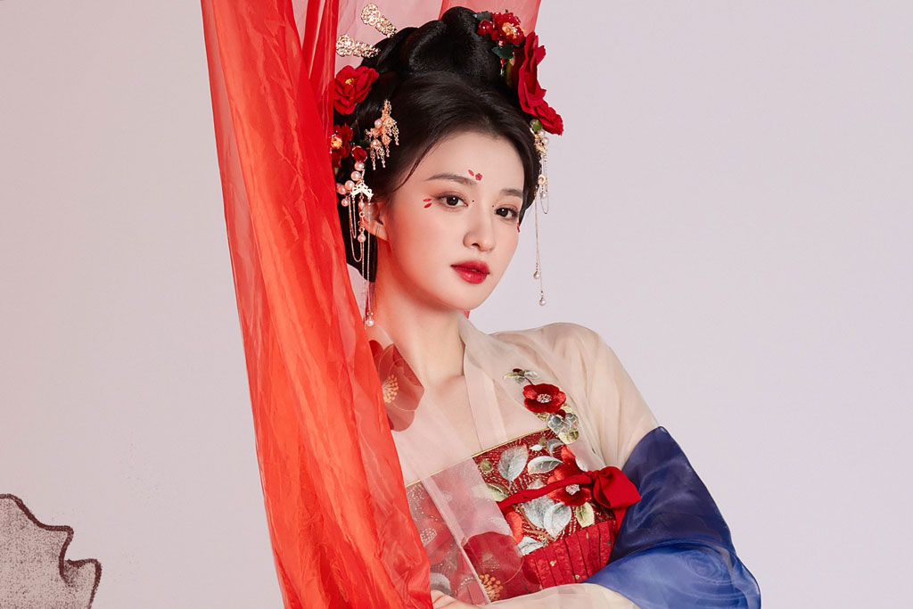 Chiêm ngưỡng nhan sắc thần tiên tỷ tỷ thế hệ mới