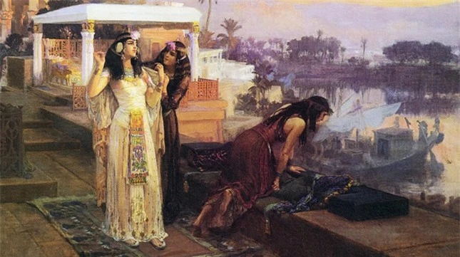 Giải mã nước hoa của nữ hoàng Cleopatra: Tương tự như Chanel No.5 huyền thoại ảnh 1