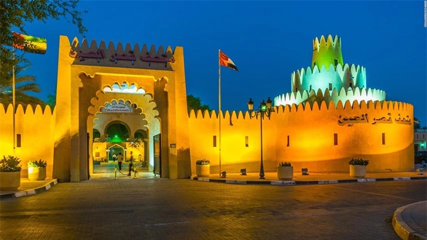 Cung điện Al Ain từng là nơi ở của gia đình cầm quyền UAE. Ảnh: CNN.