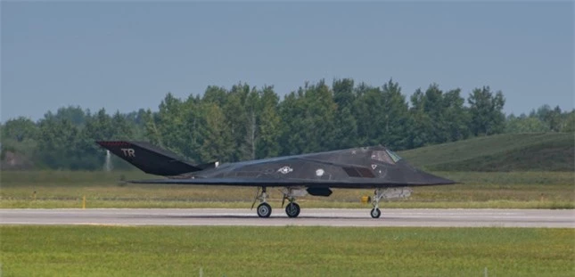 Mỹ tái triển khai máy bay tàng hình F-117 sau 15 năm loại biên ảnh 1