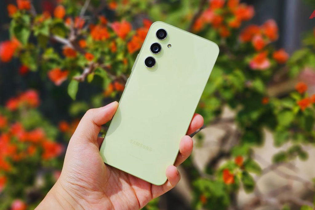 Samsung Galaxy A54 5G giảm giá sốc tại Việt Nam