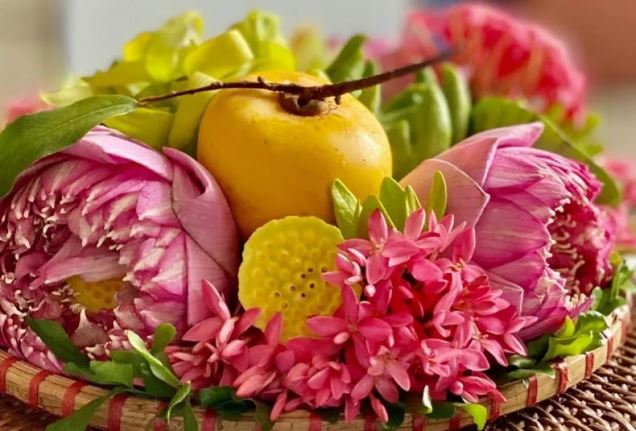 Th&#xE1;ng 7 &#xE2;m: C&#xF3; 6 lo&#x1EA1;i hoa n&#xEA;n &#x111;&#x1EB7;t l&#xEA;n b&#xE0;n th&#x1EDD; &#x111;&#x1EC3; c&#x1EA7;u t&#xE0;i l&#x1ED9;c, tr&#xE1;nh xa 4 lo&#x1EA1;i k&#x1EBB;o r&#x1B0;&#x1EDB;c tai &#x1B0;&#x1A1;ng