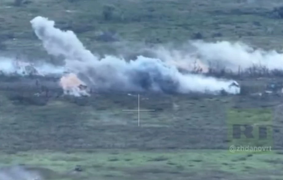 Quân đội Nga tấn công chớp nhoáng ở Kleshcheevka. Ảnh cắt từ video.