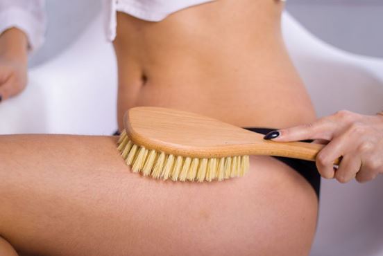 Những lợi ích bất ngờ từ phương pháp chải da khô