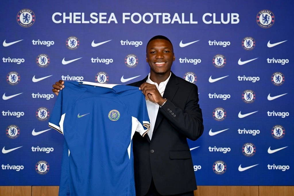 Caicedo chính thức trở thành người của Chelsea.