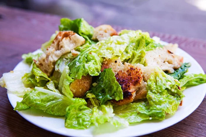 Salad là món ăn nổi tiếng nhất châu Âu.