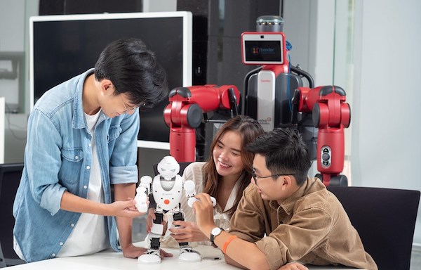 Sản phẩm công nghệ cho giáo dục đại học còn hạn chế