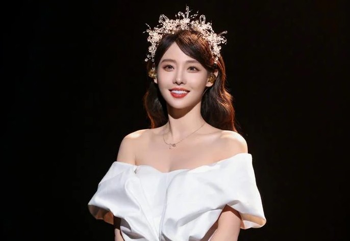 Trương Gia Nghê khoe sắc da mộc, còn là mỹ nhân đẹp nhất Diên Hi Công Lược?