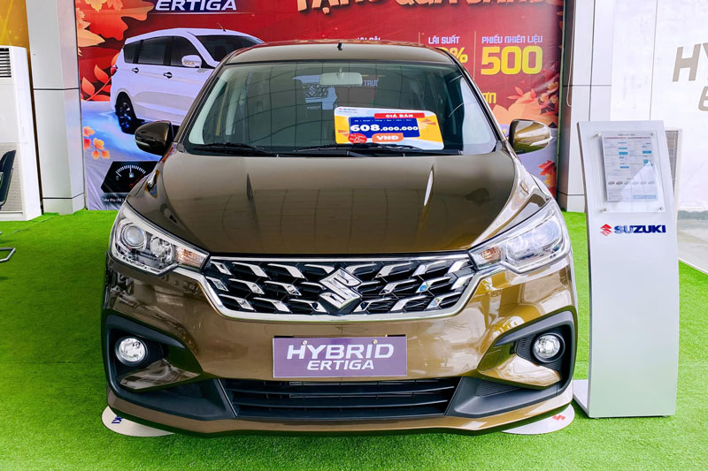 Suzuki Ertiga Hybrid giảm giá kỷ lục tại Việt Nam