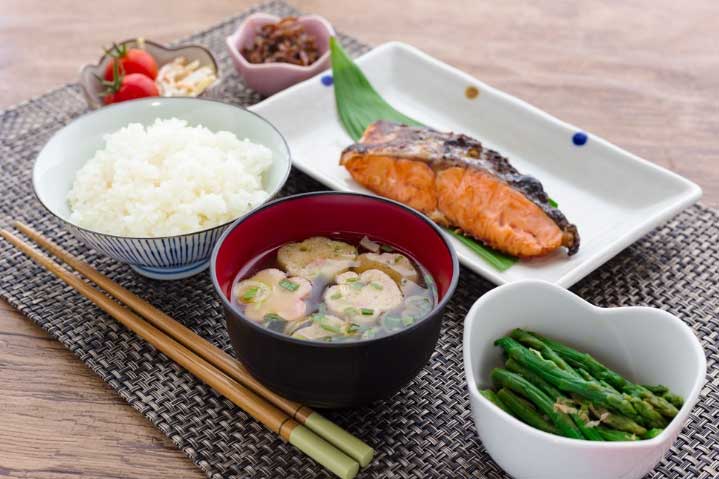 Những quy tắc ăn uống để bảo vệ thận của người Nhật 